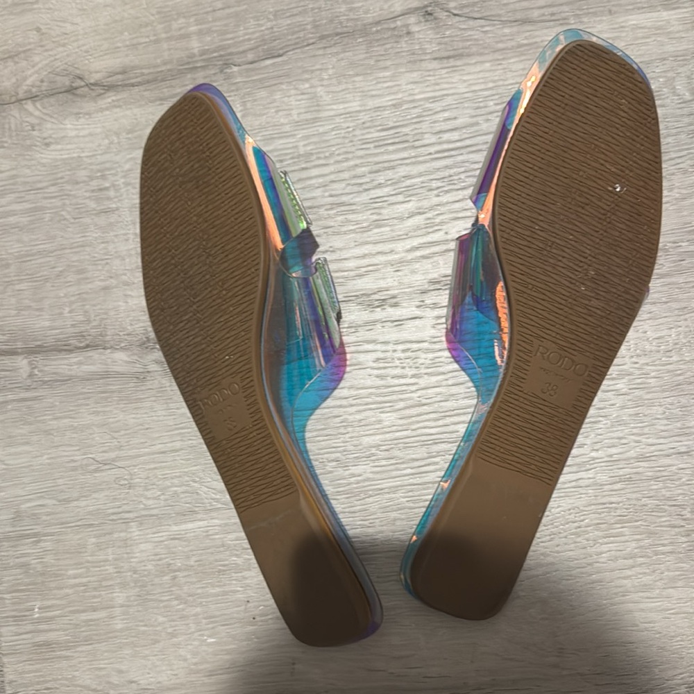 Rodo Translucent flat sandals - Picture 3 of 3